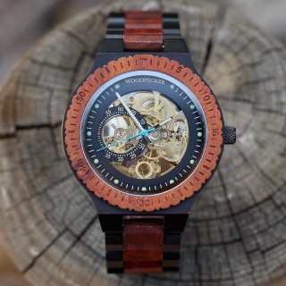 Mens Engraved Wooden Watch